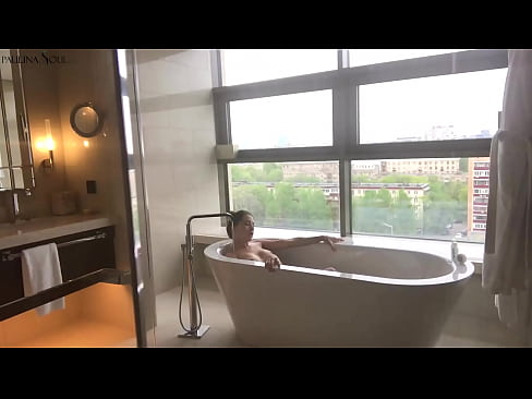 ❤️ Hiiglaslik beib kirglikult oma tussu riivimas vannitoas ❤️❌ Super porno at et.kutjeporno.ru ﹏