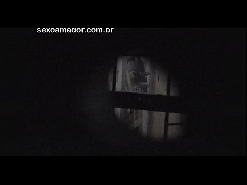 ❤️ Blondiin saab salaja videolevi naabruskonna voyeuri poolt peidetud õõnsate telliskivide taha peidetud ❤️❌ Super porno at et.kutjeporno.ru ﹏